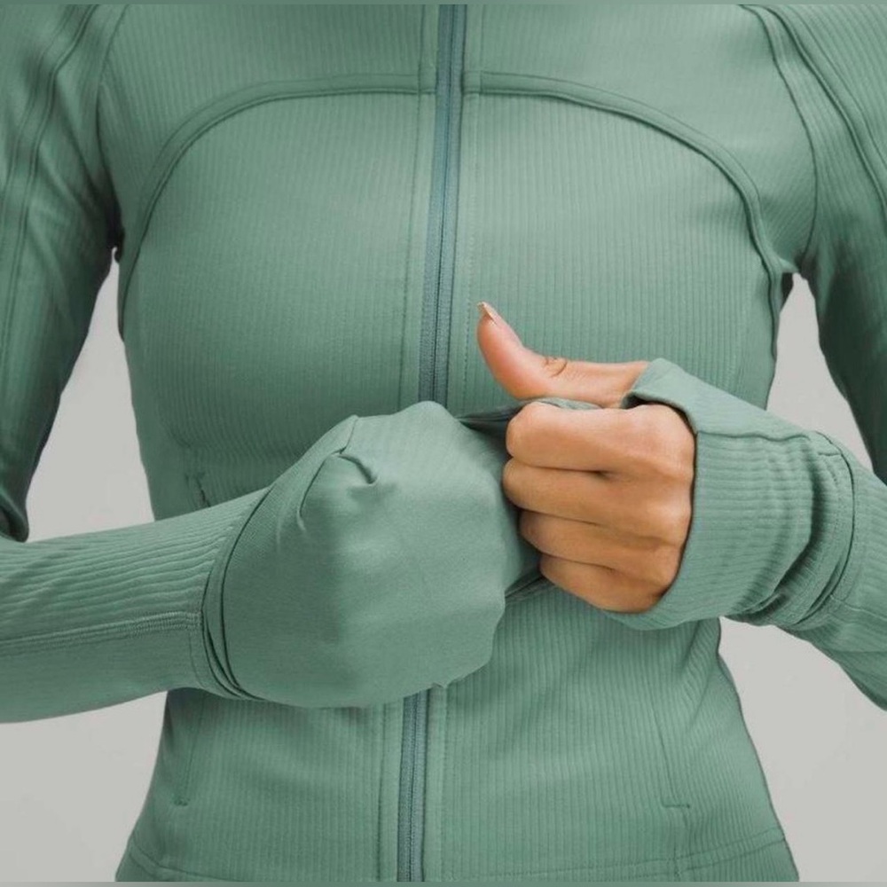 Like New LULUEMON Ribbed Nulu Cropped Define Jacket Tidewater Teal SIZE 10